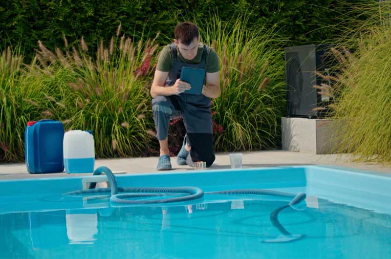 Pool Rescue - Gestão integrada de vigilância e manutenção